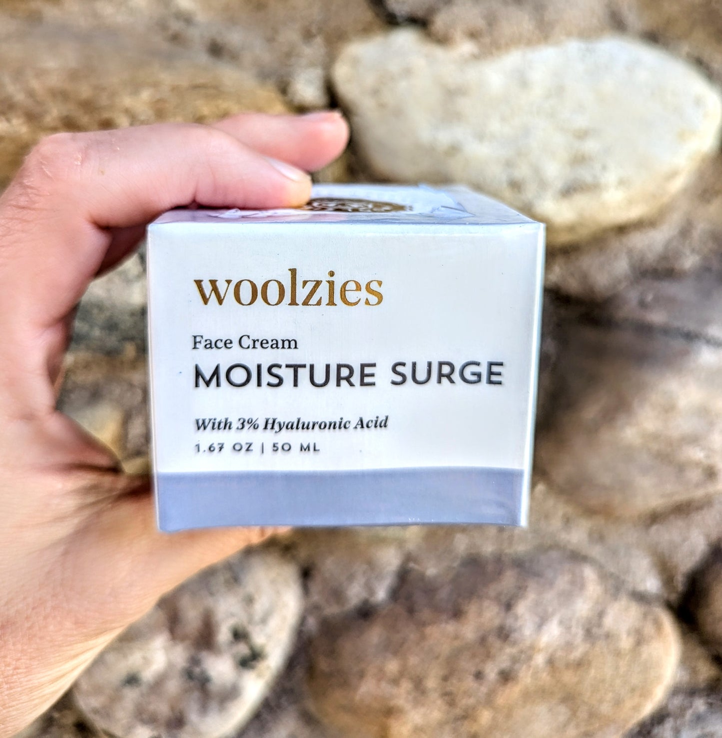 Woolzies Moisture Surge Face Cream With 3% Hyaluronic Acid