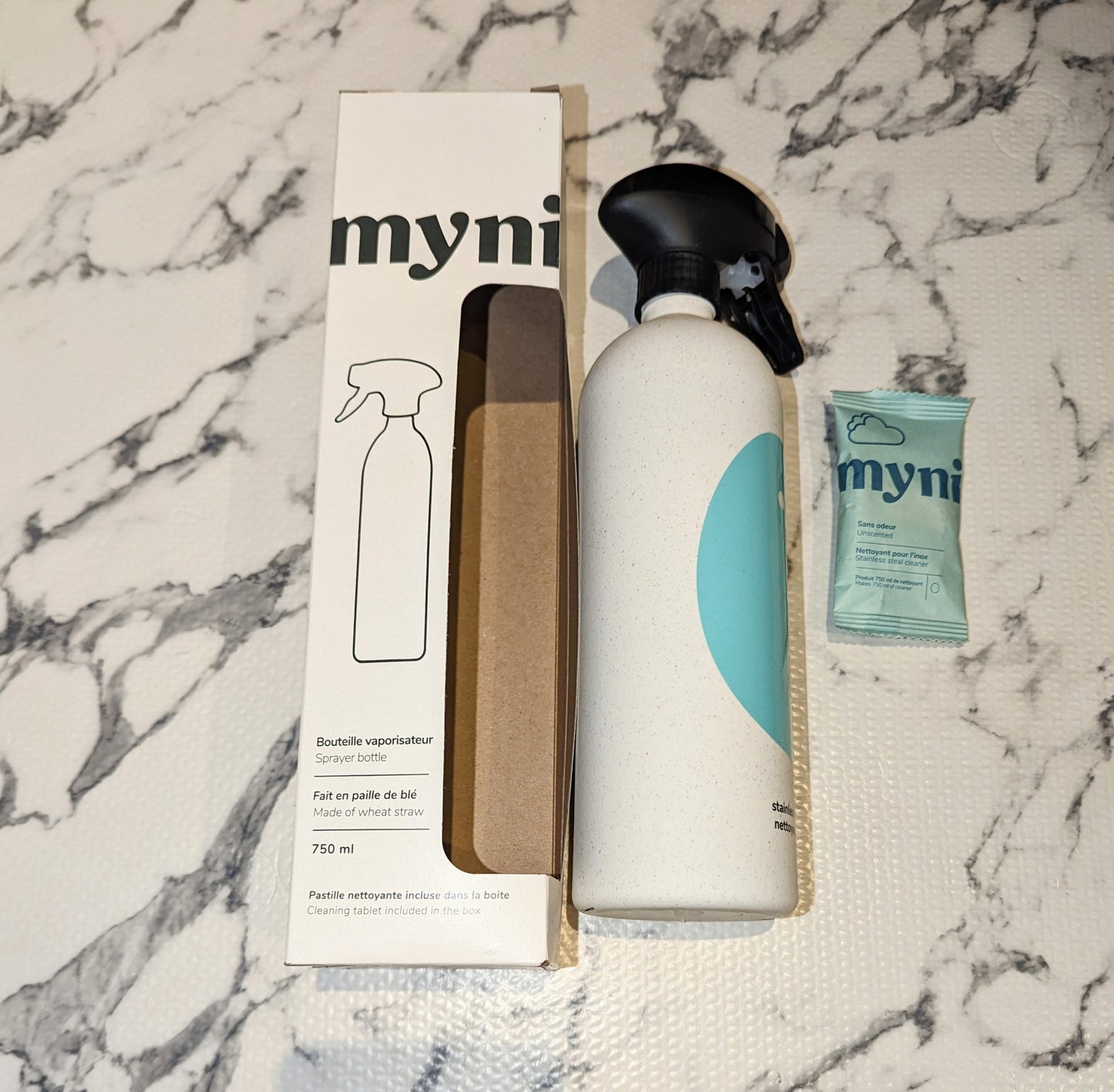 Myni Reusable Wheat Straw Bottle and Stainless Steel Cleaning Pod Set