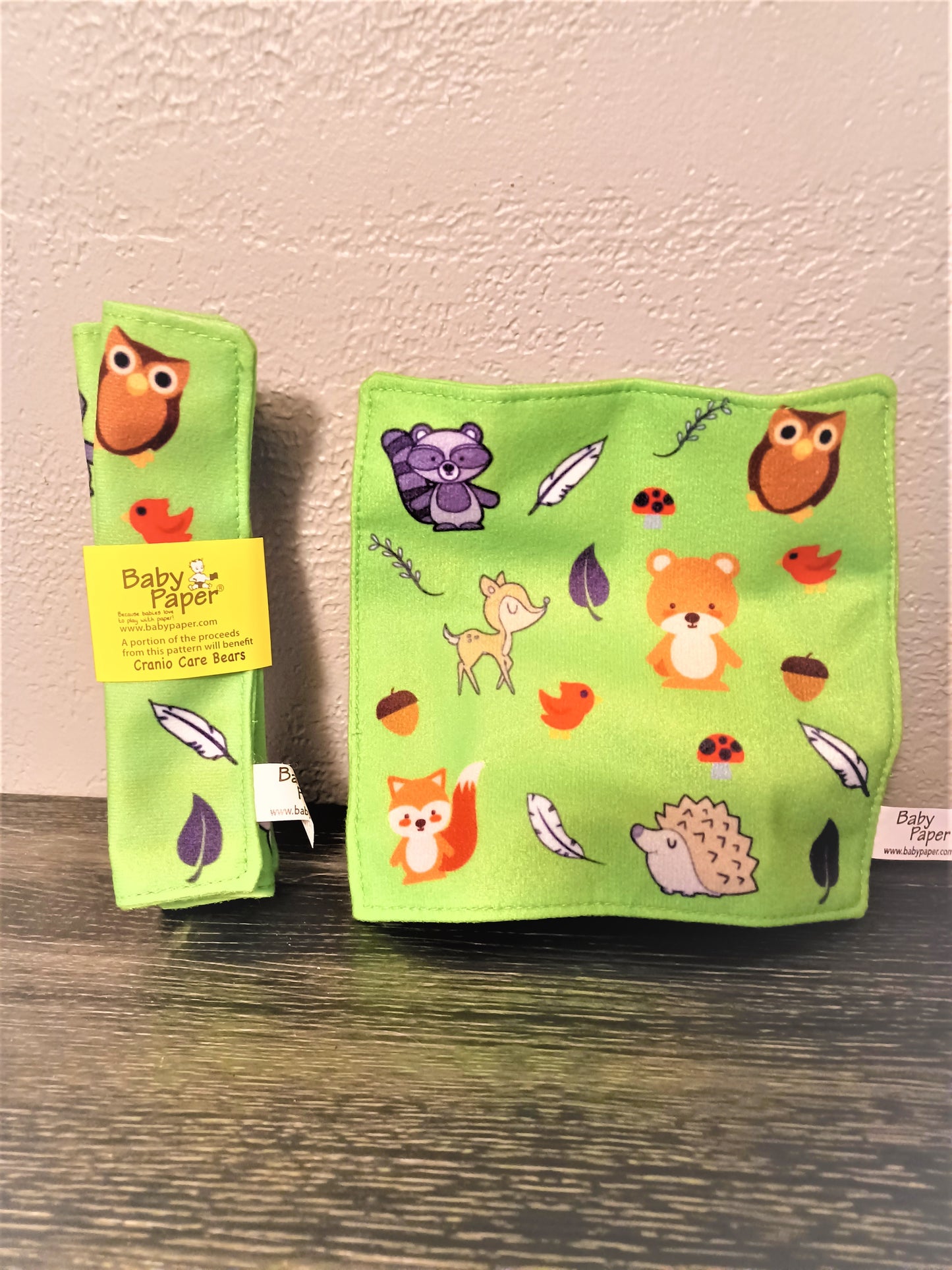 Stimulating Baby Crinkle Toy with Prints